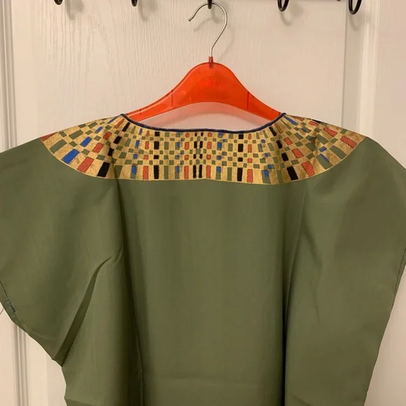 Green Egyptian Traditional Dress - Picture 15 of 16